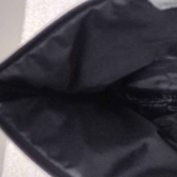 Ion Color Brilliance Black Clutch Makeup Bag - Picture 4 of 5